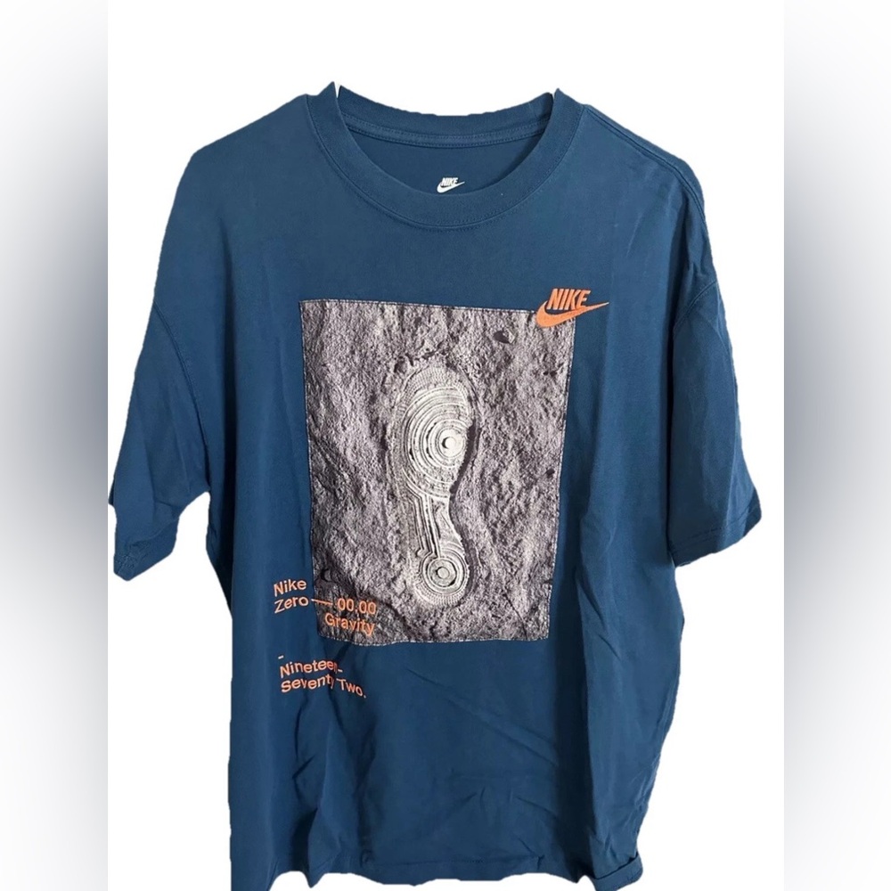 Nike mens t-shirt size Medium 1972 blue moon shoe imprint